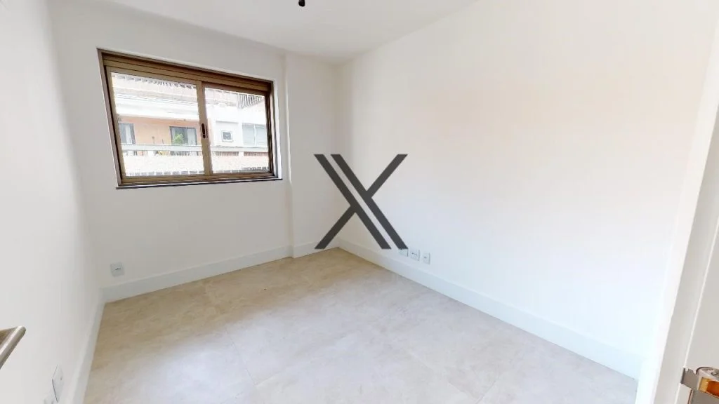 Apartamento com 3 Quartos Alto Leblon 13