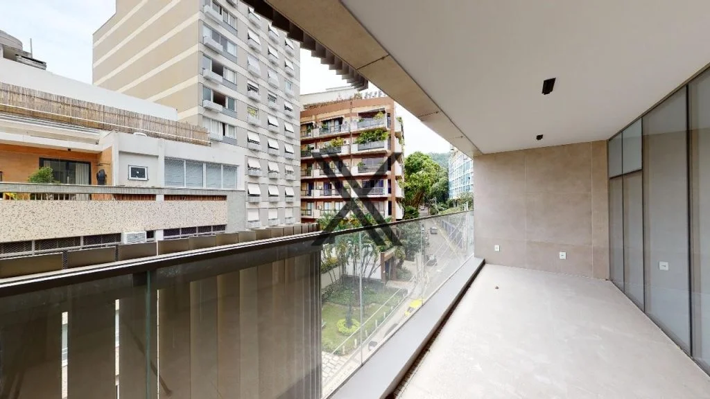 Apartamento com 3 Quartos Alto Leblon 25