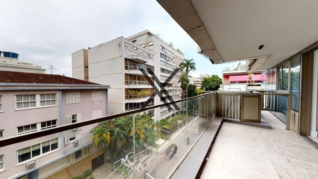 Apartamento com 3 Quartos Alto Leblon 9