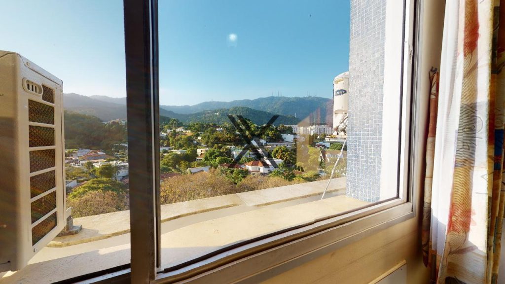 Apartamento de 3 Quartos Reformado no Leblon 11