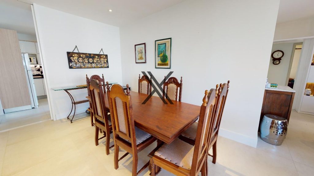 Apartamento de 3 Quartos Reformado no Leblon 5