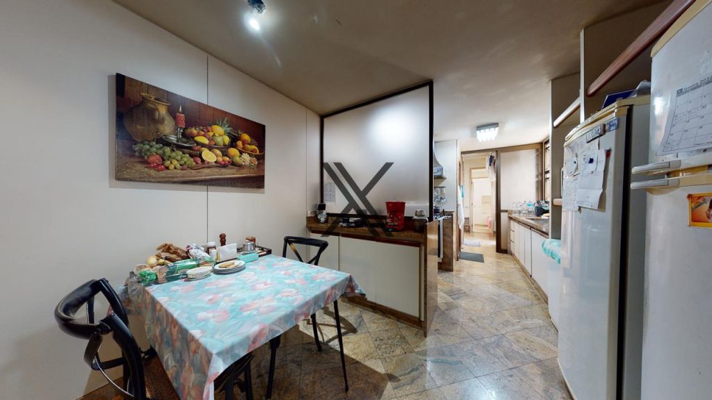 Apartamento de 4 Quartos Lagoa 31