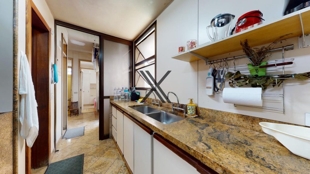 Apartamento de 4 Quartos Lagoa 34