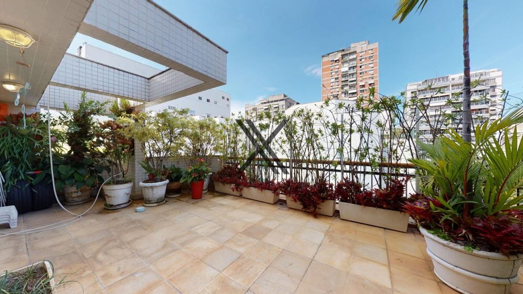 cobertura com 4 quartos reformada no leblon rio de janeiro 7