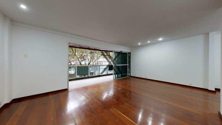 Apartamento com 3 Quartos em Ipanema — foto 2