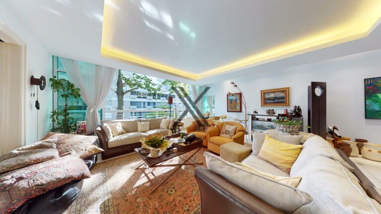 Apartamento com 2 Quartos Reformado Leblon — foto 1