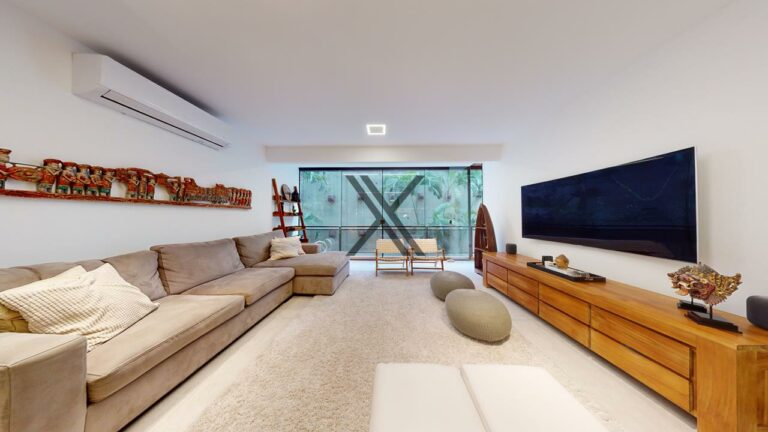 Apartamento Reformado com 3 Quartos no Leblon — foto 1