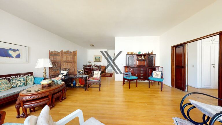Apartamento Quadra da Praia com 3 Quartos Leblon — foto 2