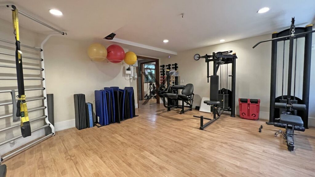 Apartamento com 2 Quartos Quadra da Praia Leblon Rio de Janeiro rj 18