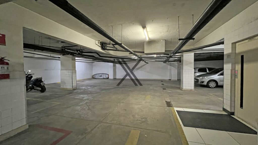 Apartamento com 2 Quartos Quadra da Praia Leblon Rio de Janeiro rj 22