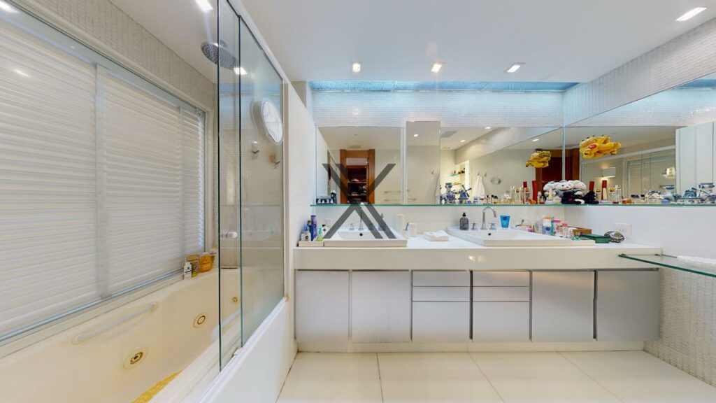 Apartamento com 3 Suítes no Leblon Rio de Janeiro rj 25