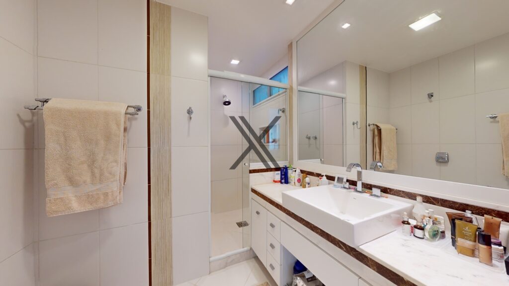 Apartamento Reformado Quadra da Praia Leblon Rio de Janeiro rj 10