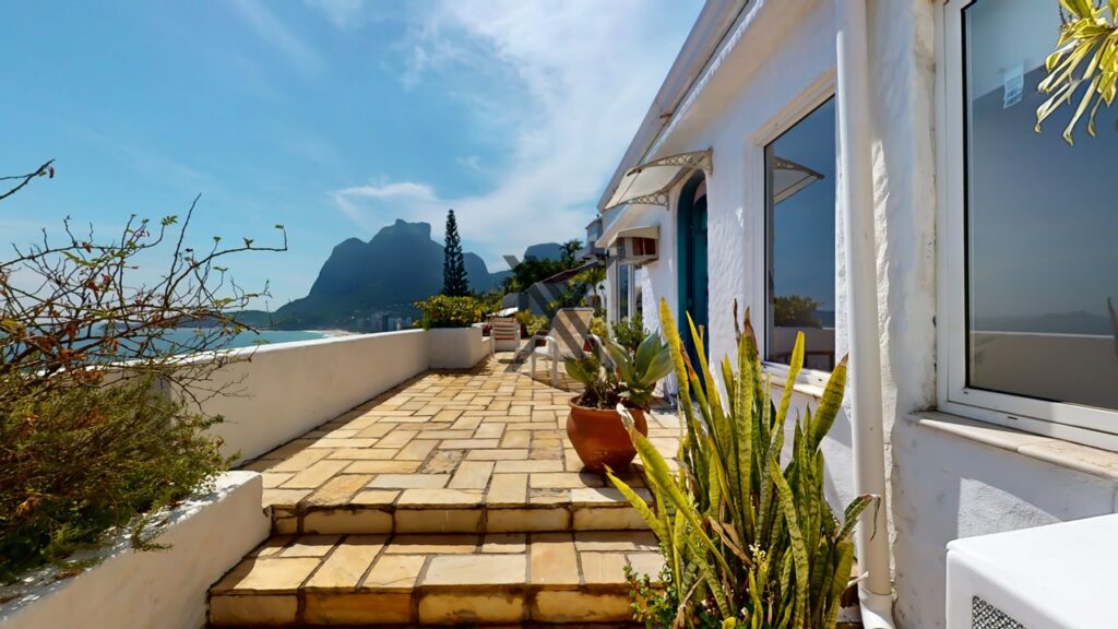 Casa com 5 Quartos em São Conrado Rio de Janeiro RJ 22