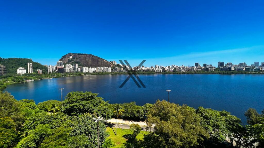 Apartamento com Vista Espetacular na Lagoa Rio de Janeiro RJ 13