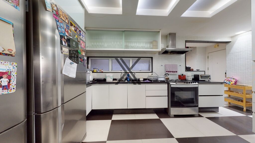 Leblon com 3 Quartos Rio de Janeiro RJ 20