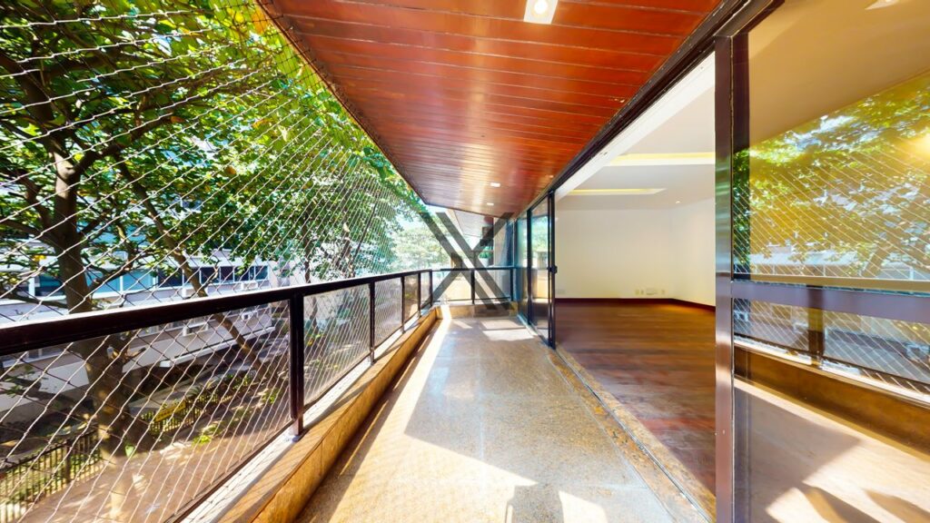 3 quartos na quadra da praia do leblon rio de janeiro rj 1