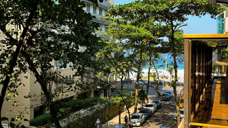 3 Quartos na Quadra da Praia do Leblon — foto 4