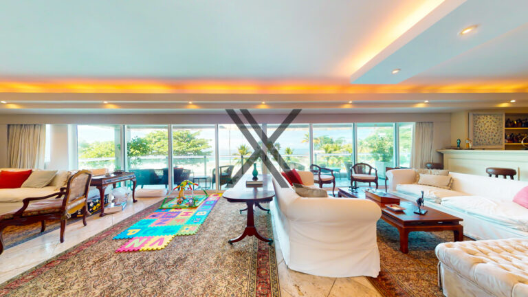 Apartamento com 4 Suítes no Leblon