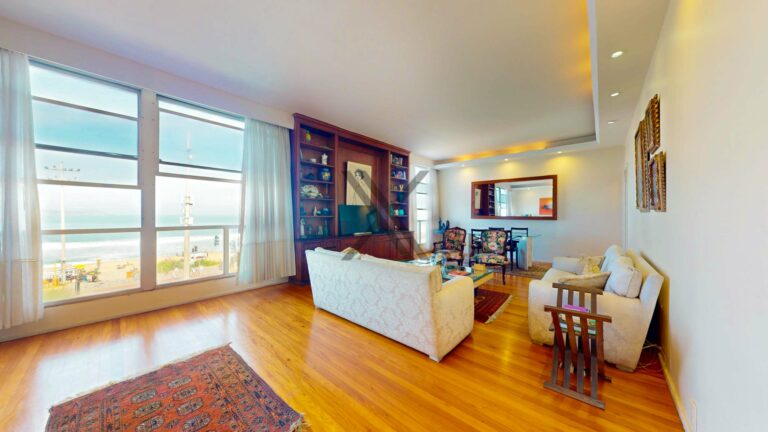 Apartamento Frontal Mar com 3 Quartos em Ipanema — foto 5