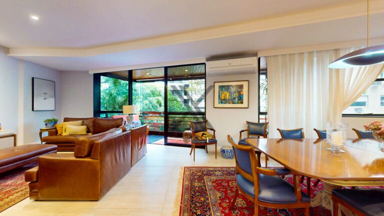 Apto Reformado com 2 Quartos Ipanema — foto 1
