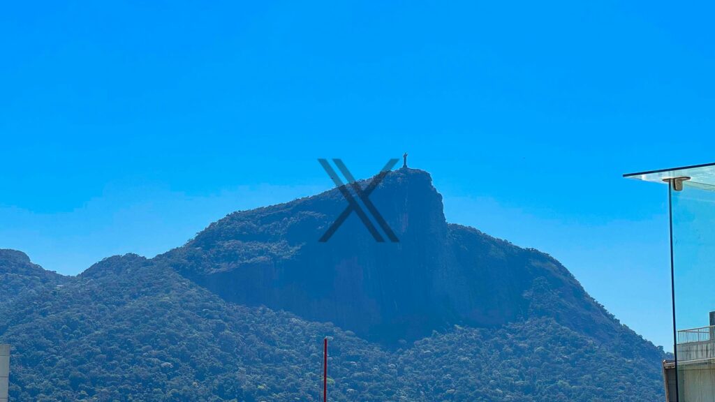 cobertura reformada triplex no leblon rio de janeiro rj 24