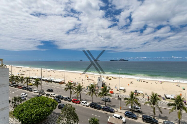 Apartamento Linear no Leblon reformado e espaço amplo — foto 2