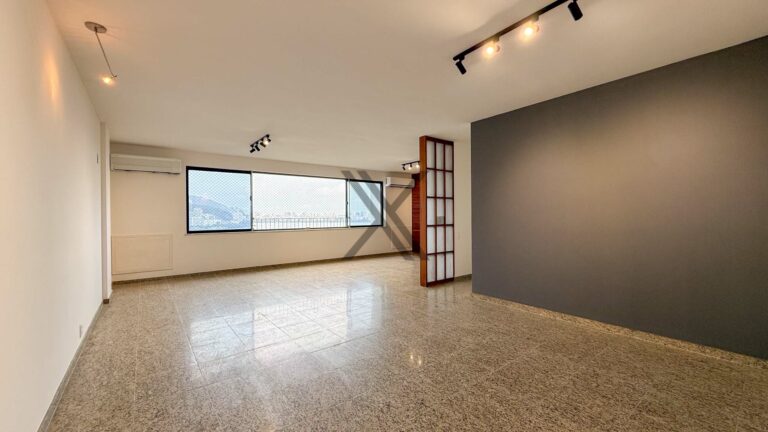 Apartamento Linear na Lagoa com 4 quartos e 1 suíte