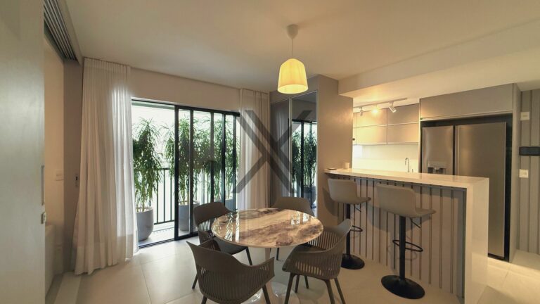 Apartamento reformado no Leblon com 3 quartos — foto 1