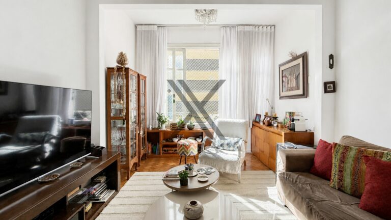 Apartamento no Leblon com 3 quartos e pé-direito alto — foto 1
