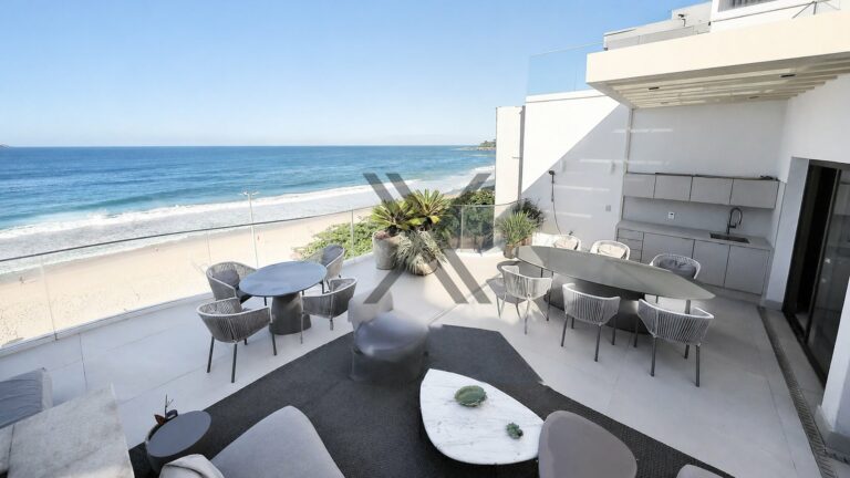 Cobertura Duplex no Leblon, 3 suítes à venda