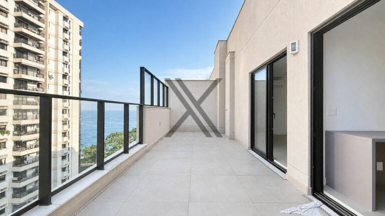 Cobertura Duplex em Copacabana com 2 quartos